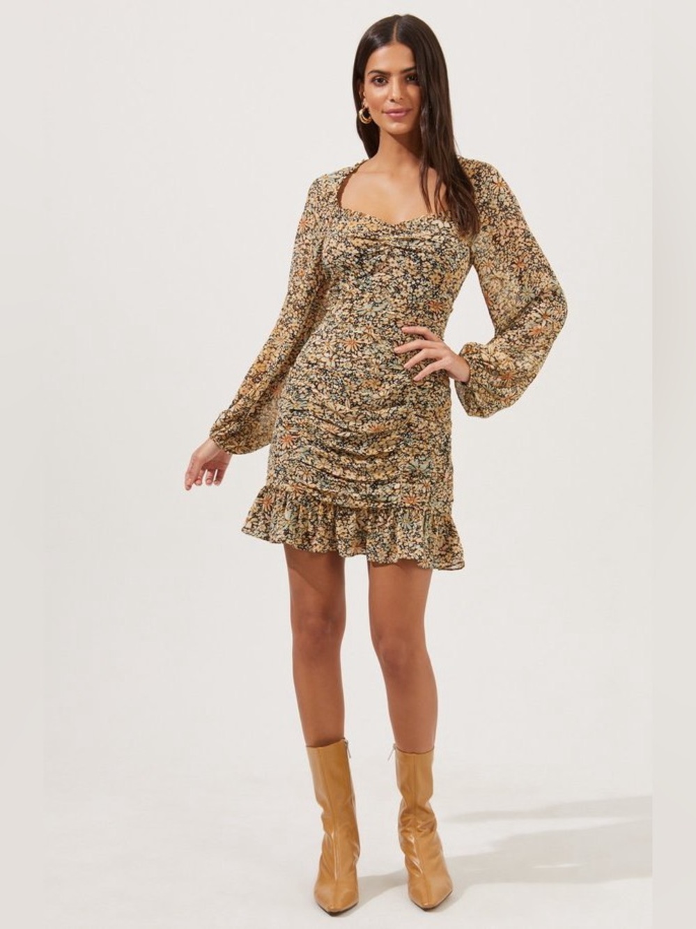 🤎 ASTR THE LABEL Marcelle Long Sleeved Mini Dress Size MEDIUM